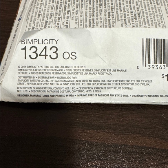 Simplicity Festive Table Decor Pattern Set - Picture 6 of 9